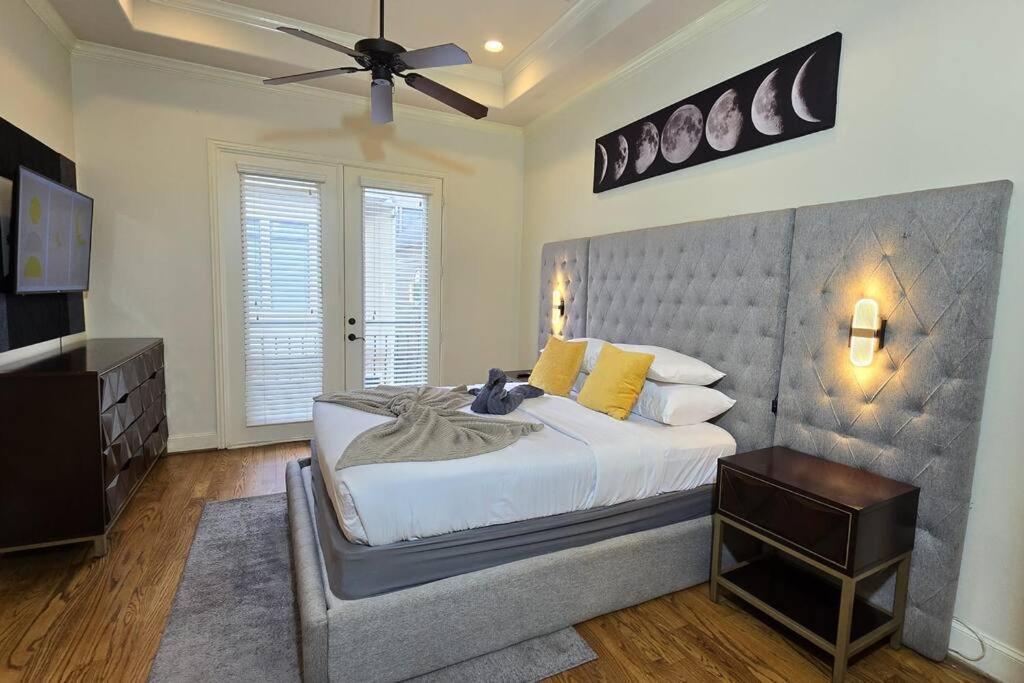 Modern Galleria Gem Private Jacuzzi 3 Br Houston Exterior foto